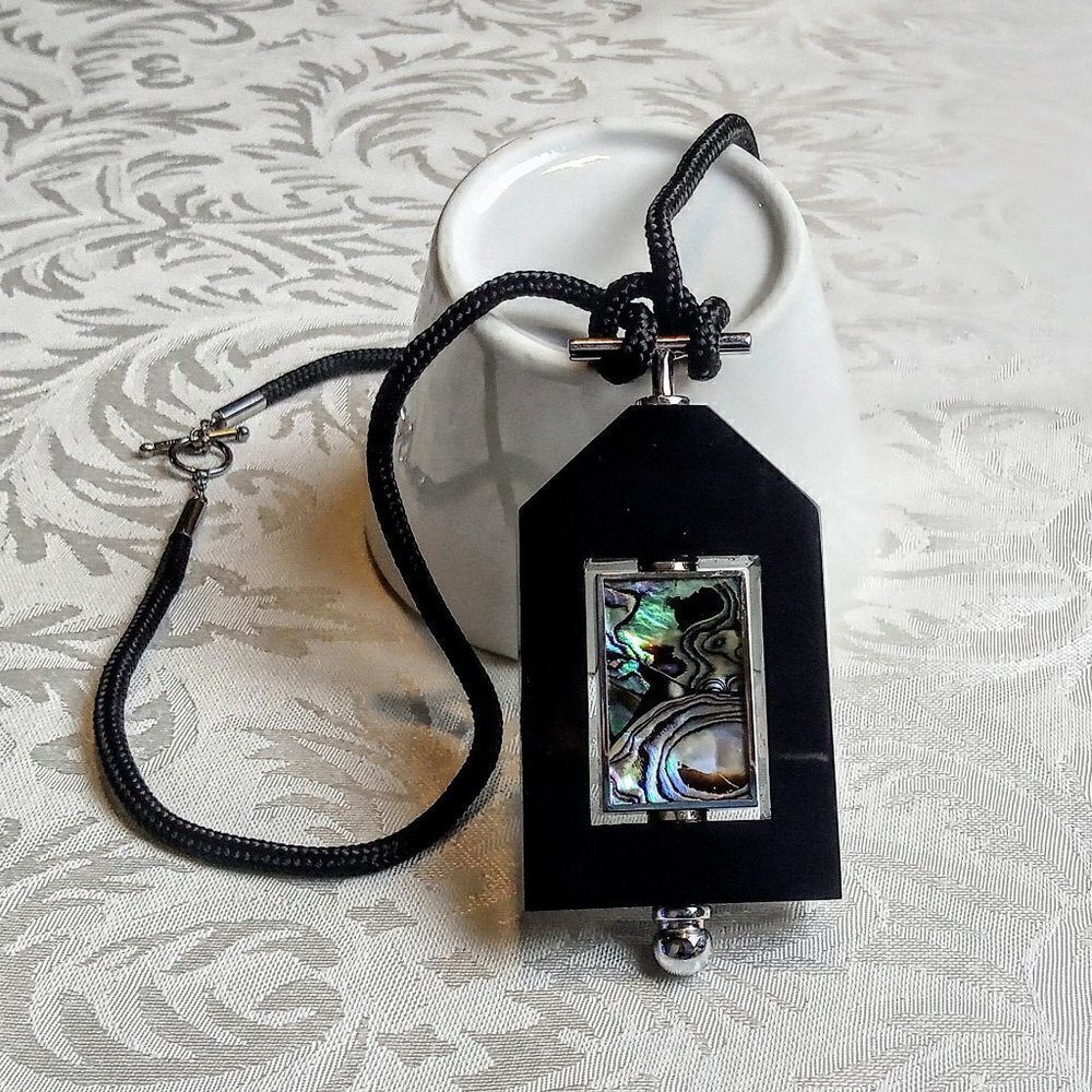 Black Abalone Silver Swivel Pendant Silk Cord
